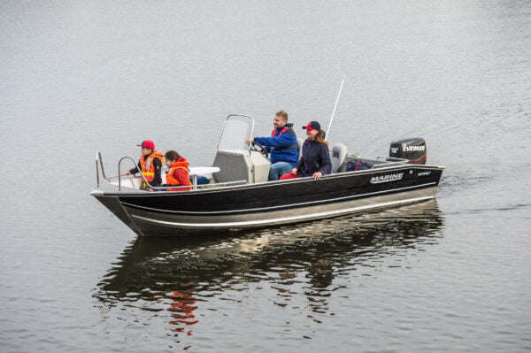 Marine 500 Family action